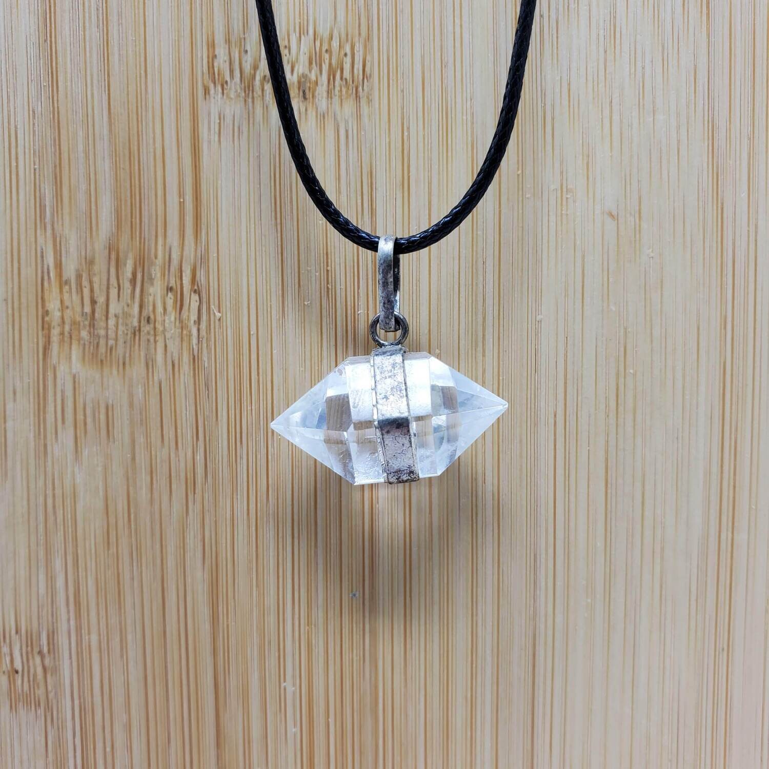 QUARTZ HERKIMER PENDANT NECKLACE