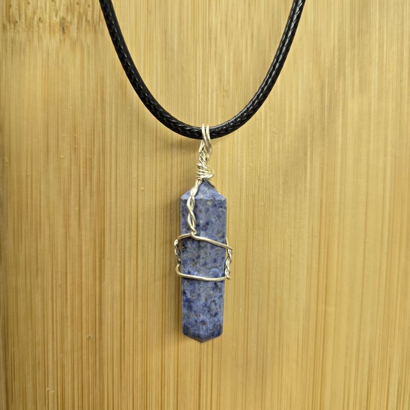 DUMORTIERITE WIRE WRAP NECKLACE