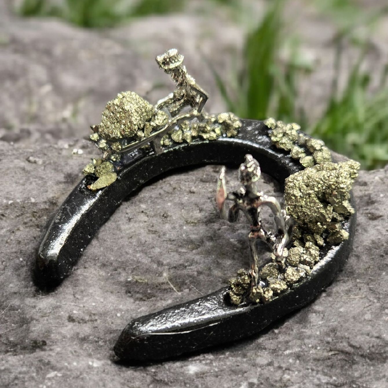 PYRITE MINERS ON HORSESHOE Pyrite Miners on Horseshoe display with natural pyrite clusters and metal mining figures