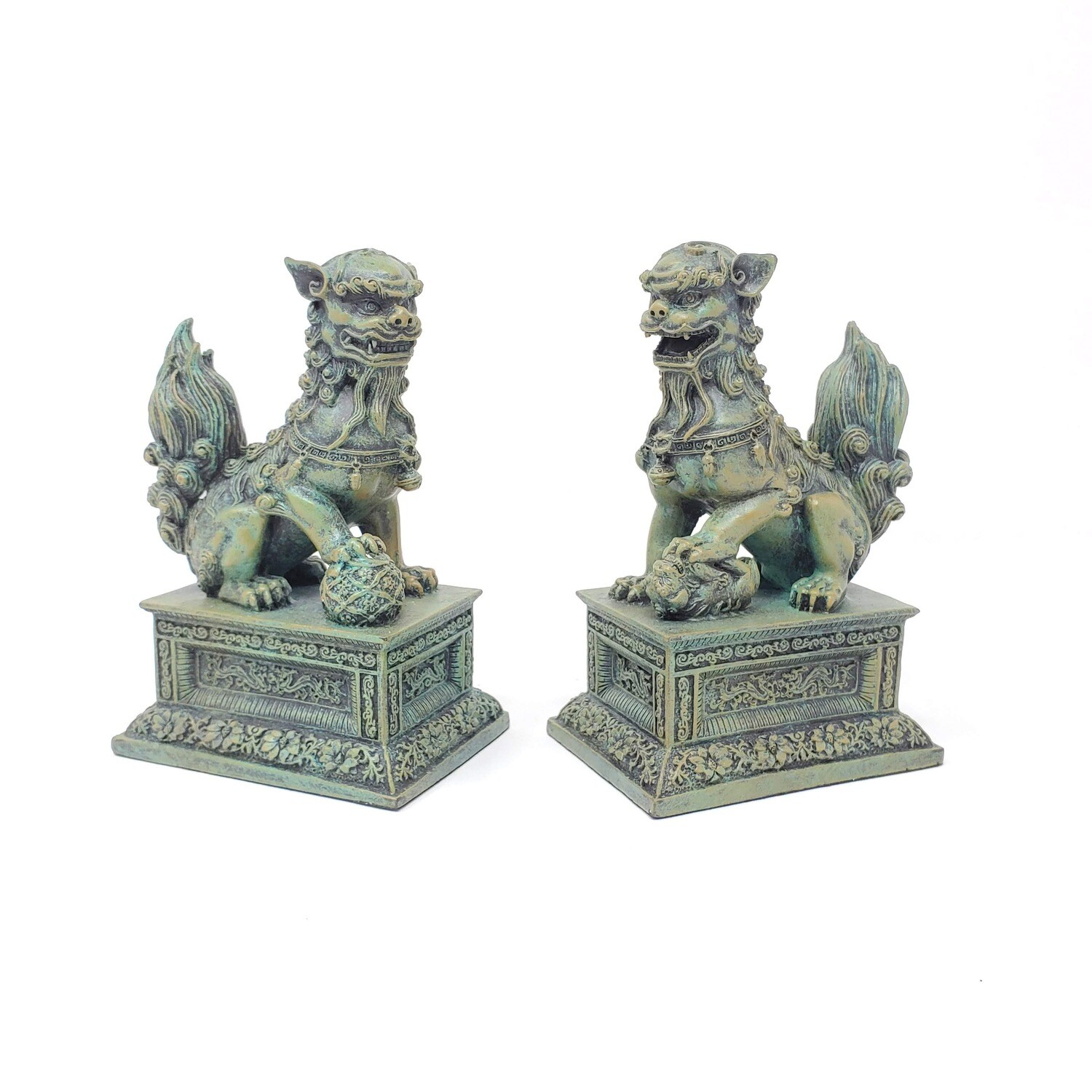 PAIR OF CHINESE LIONS