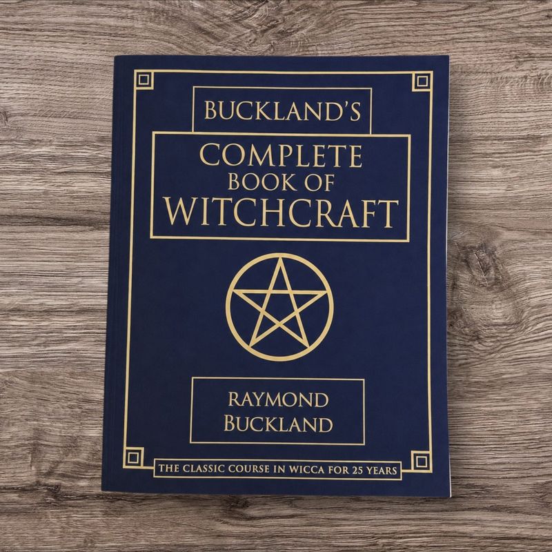 Buckland’s Complete Book of Witchcraft by Raymond Buckland front cover