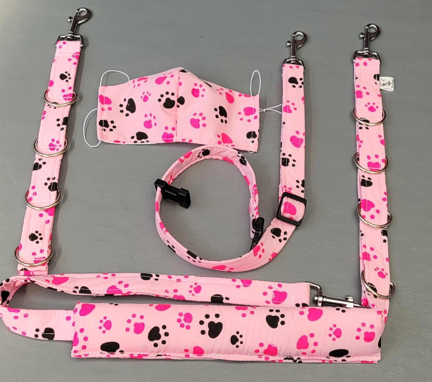 Set of 3  restraints with mask (paws fabric covered)