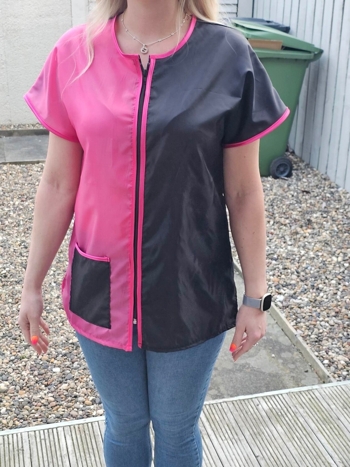 unisex zip up groomers top