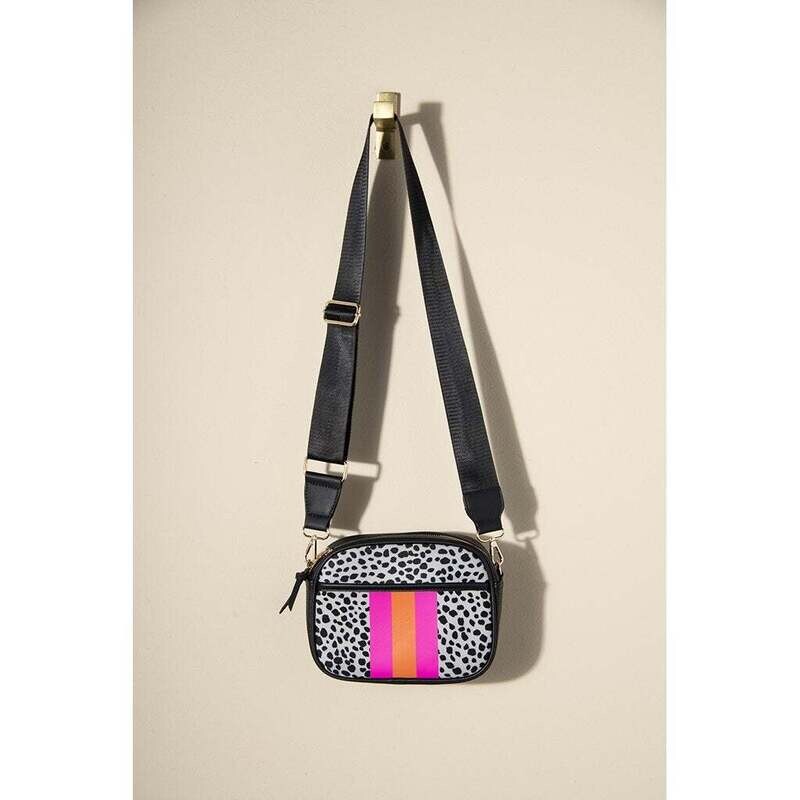 Leo Vesper Crossbody