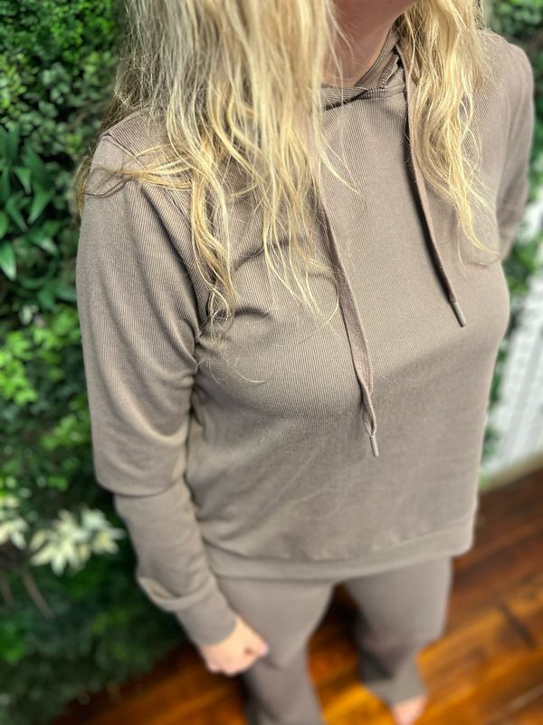 IZZY Hoodie
