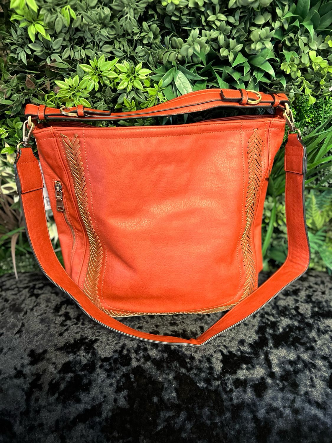Aris Whipstitch Hobo/Crossbody w/ Guitar Strap