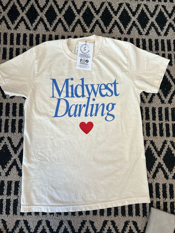 Midwest Darling Tee