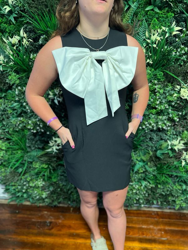 BOW Tie Dress