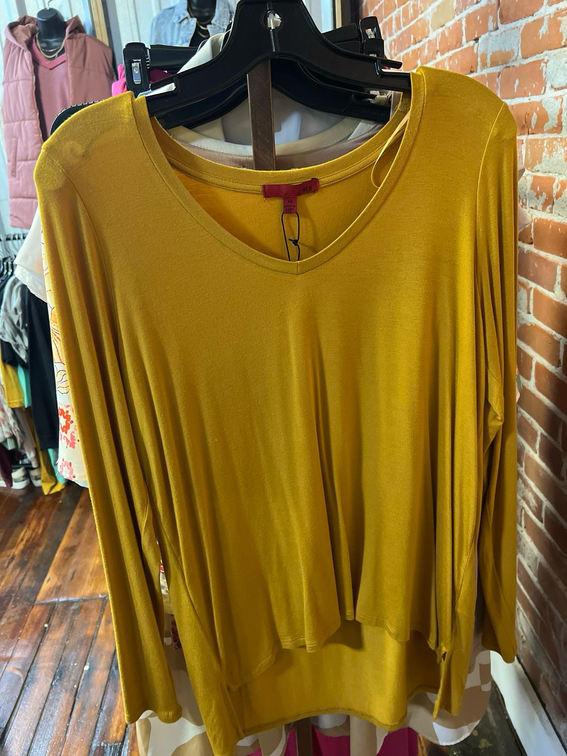 Hi-Lo Top