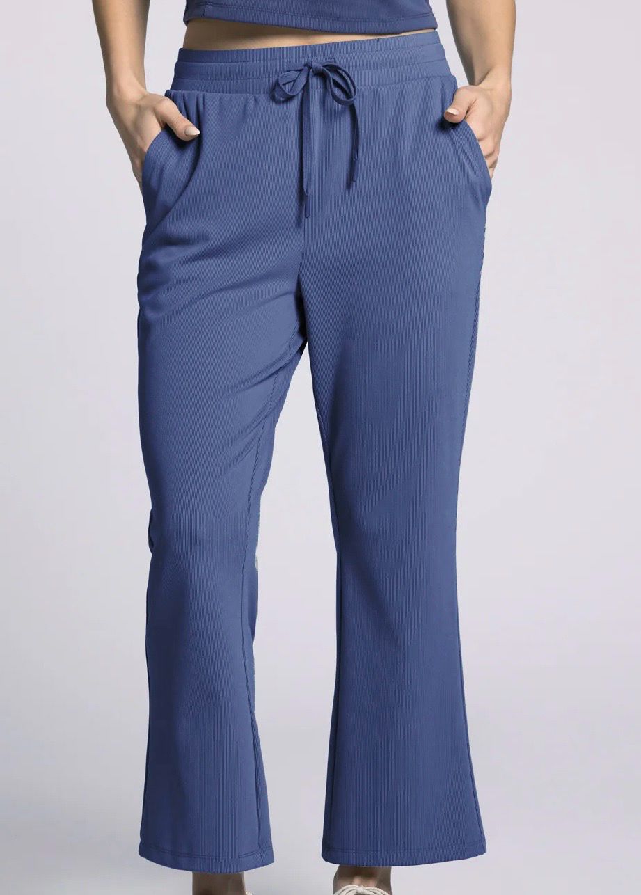 Clara Crown Blue Ribbed Pant