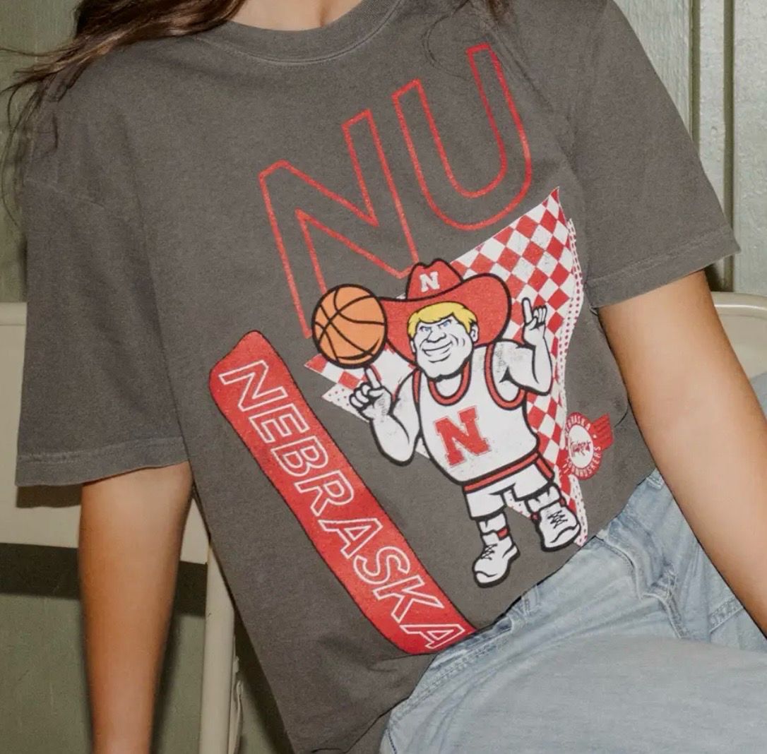 Nebraska Huskers Courtside Basketball Pepper Tee