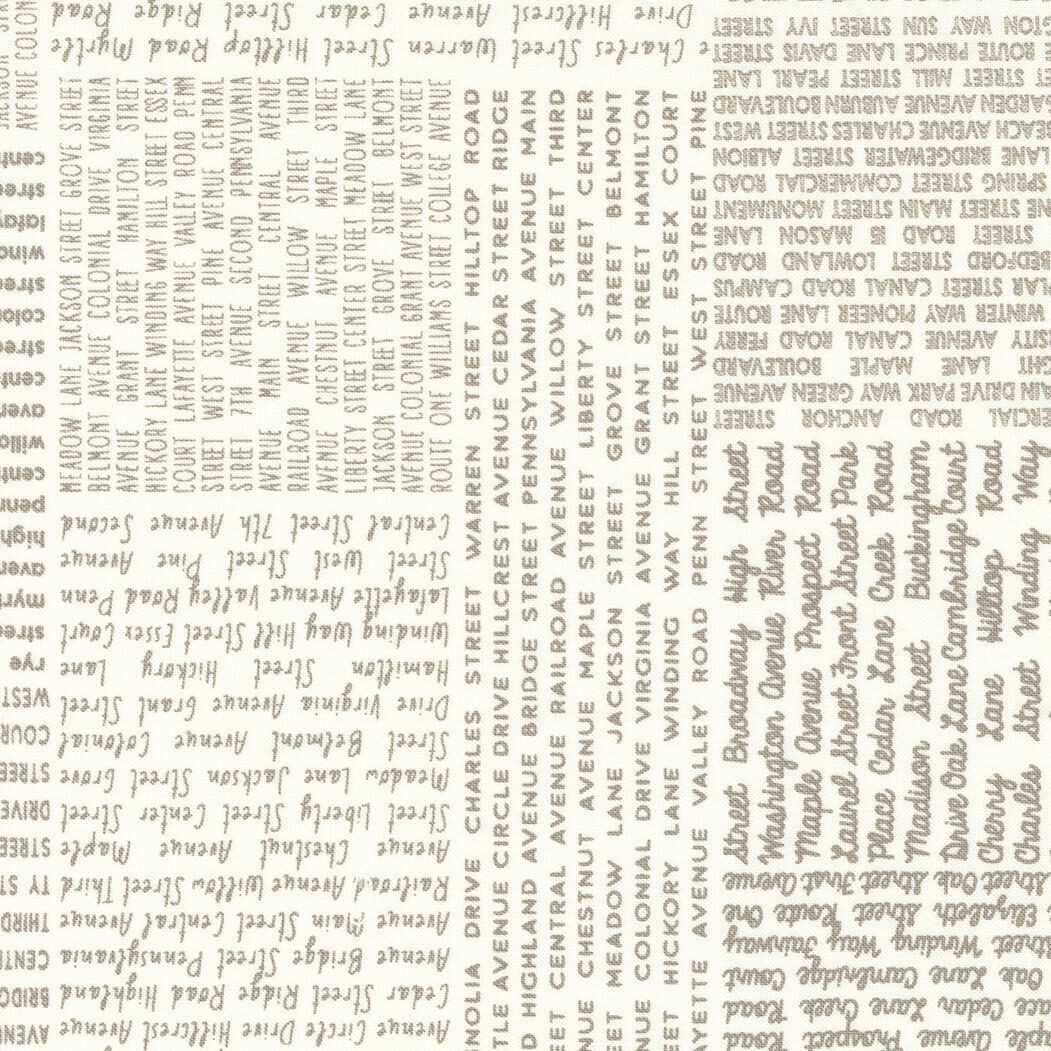 Patchworkstoff "In The News Text and Words" Straßennamen aus New York, Schrift, beige, weiß, 21,50€/m*