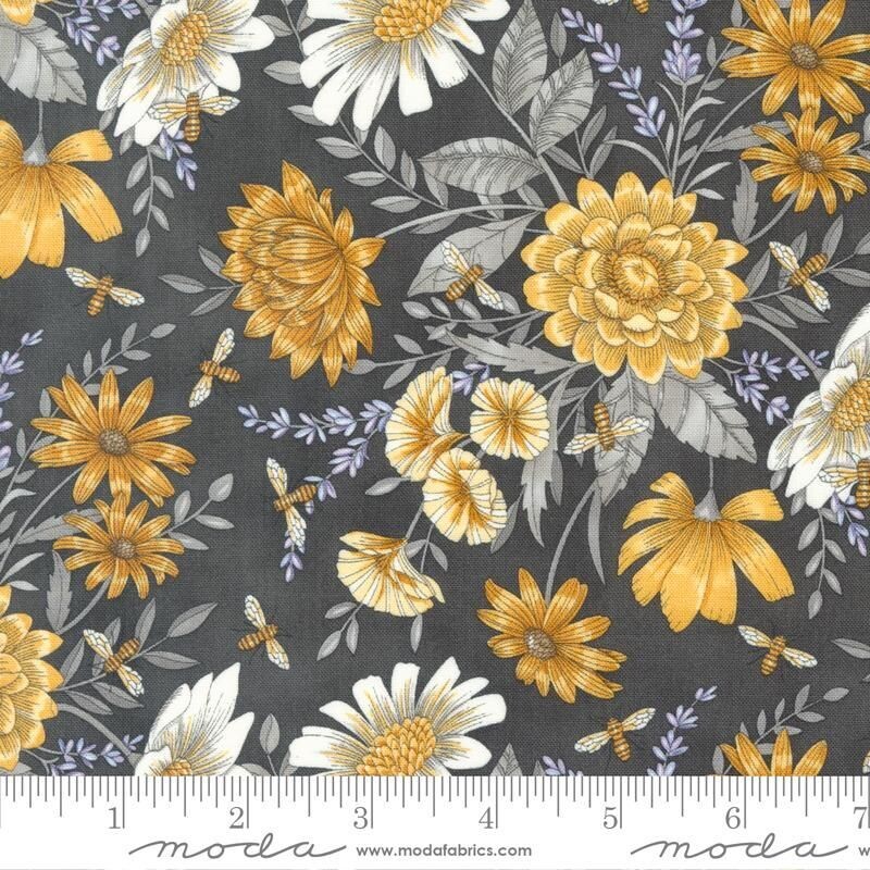 Patchworkstoff "Floral All Over Florals Bees", Honey And Lavender Charcoal, Bienen, Blumen, schwarz, weiß, gelb, grau, 21,50 €/m
