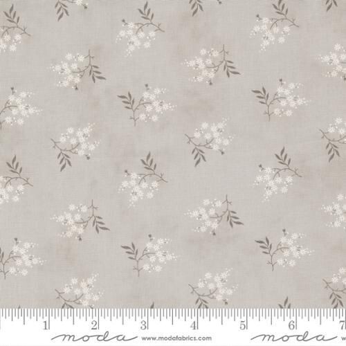 Patchworkstoff Patchworkstoff "Friendly Flowers Florals", Honeybloom grey, Blumen, grau, weiss, 21,50 €/m