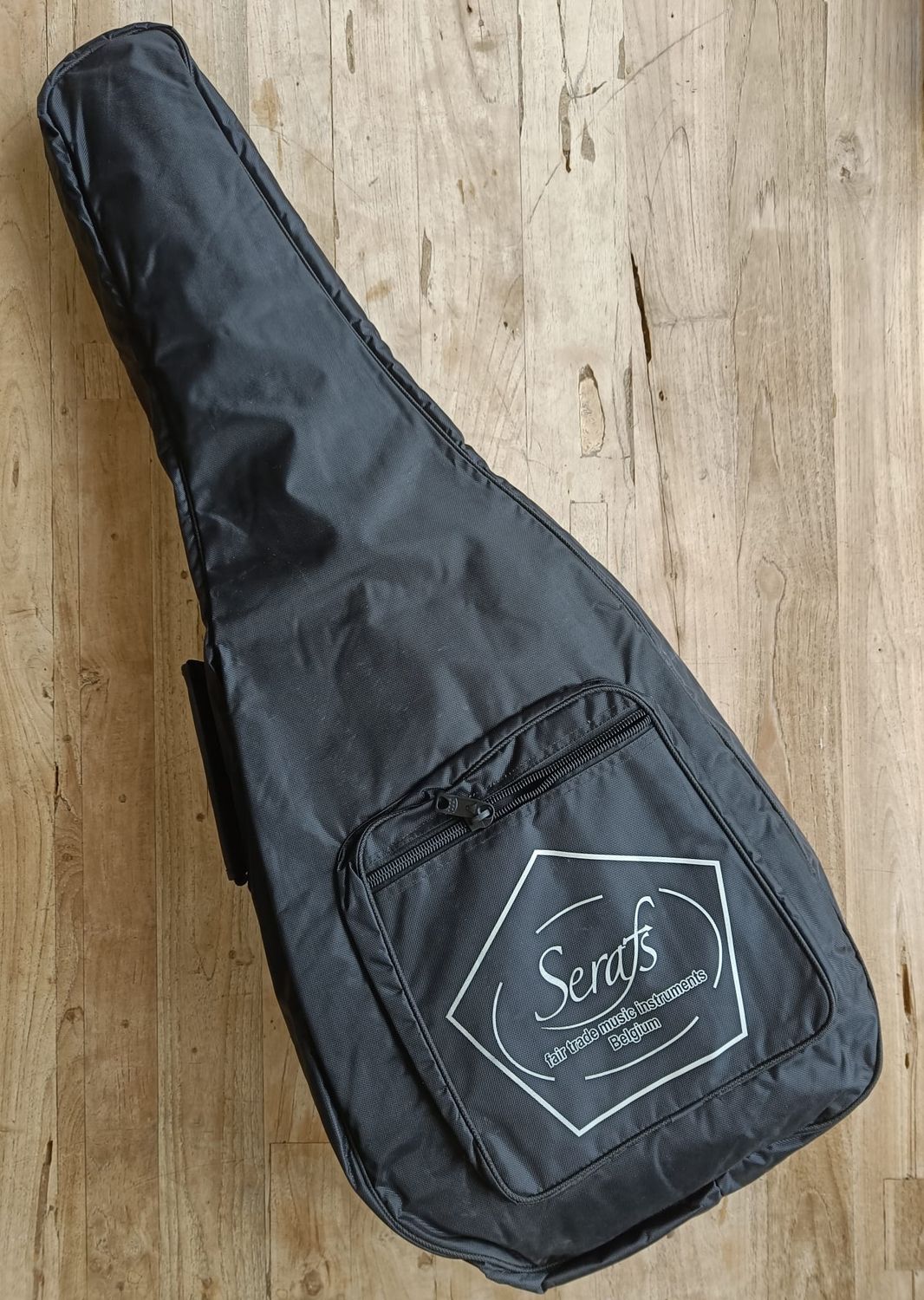 Serafs S gitaartas, draagtas voor 3/4 kindergitaar. Order code: SERS1001200