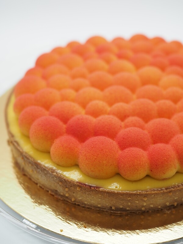 Passioni-mango-vaarika mousse veluurtort (alates 500g). Ettetellimisel miinimum 48h!