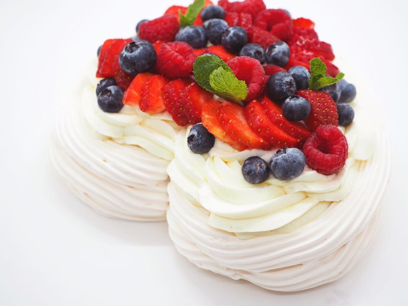 Südamekujuline Pavlova kook