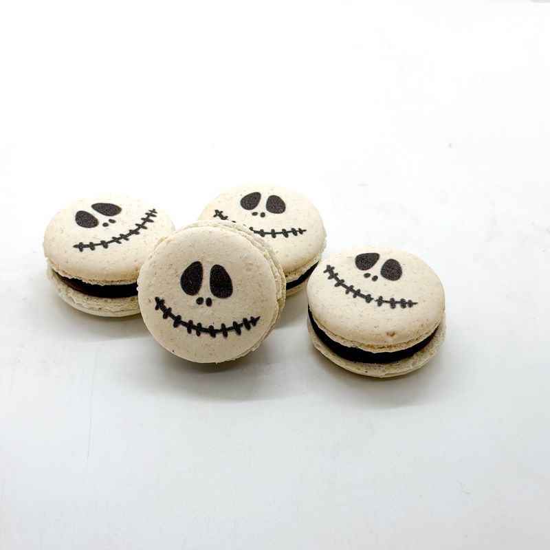 Halloweeni makroon "Tont"