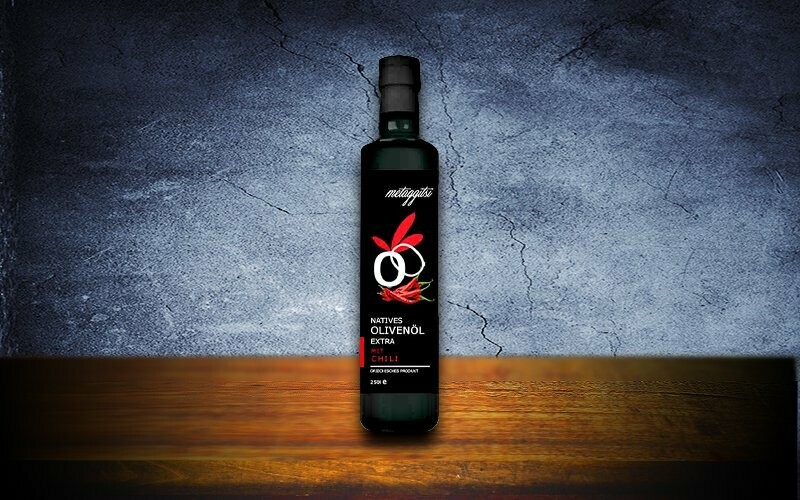 Natives Olivenöl extra 
mit Chili
250 ml Flasche