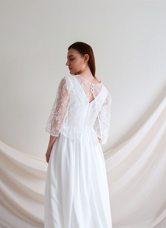Blouse en dentelle Chantilly – Élégance et Raffinement pour Mariage ou Cérémonie
