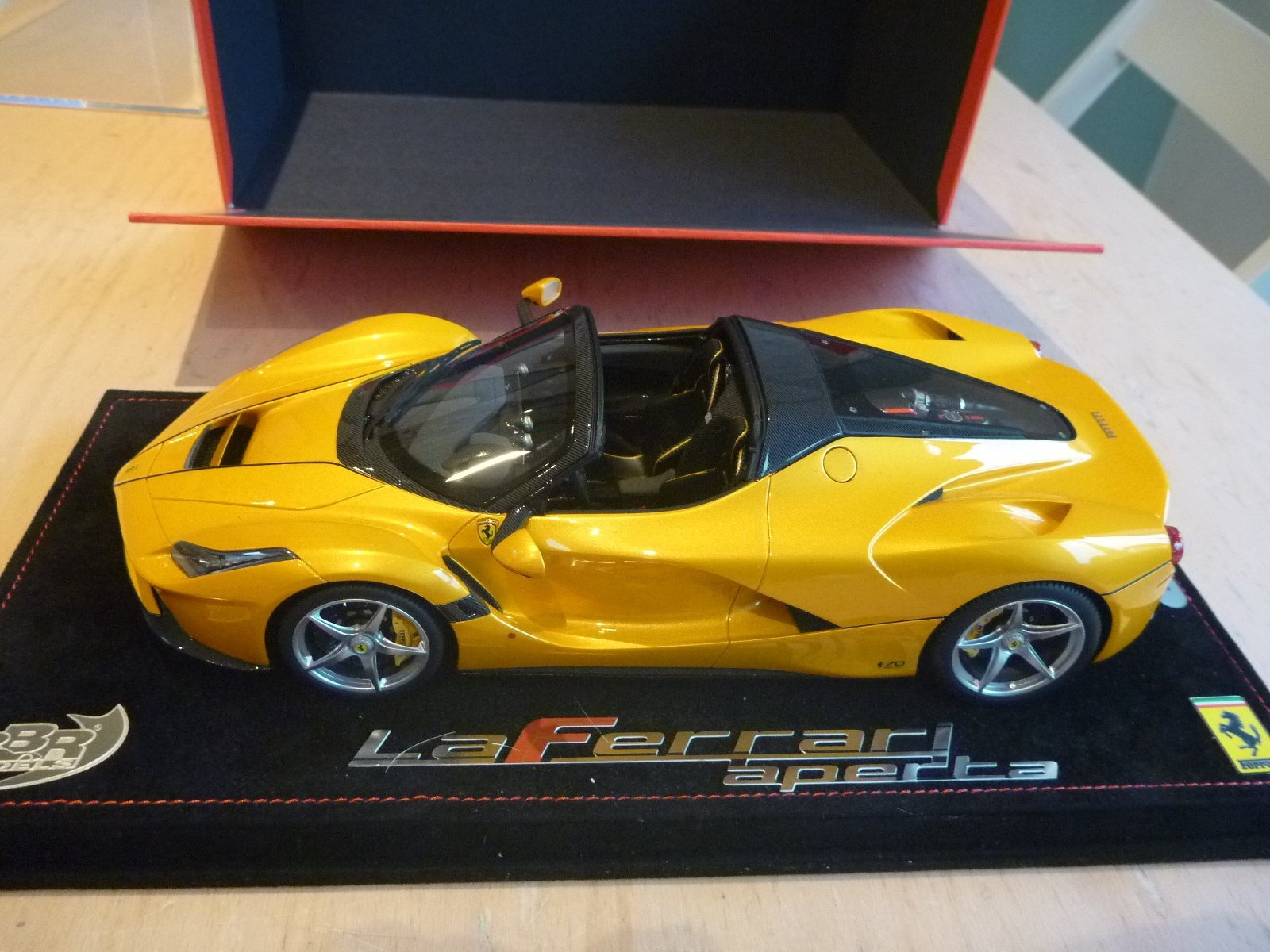 Beautiful BBR 1/18 LA FERRARI APERTA - 23/44