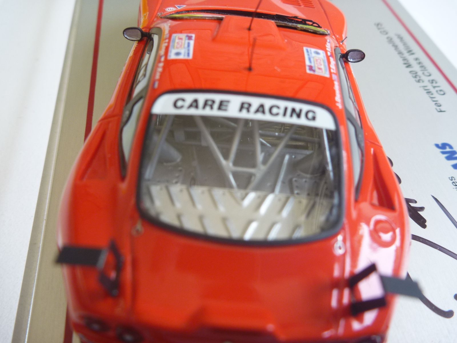 Fabulous Autobarn 1/43 Ferrari 550 Le Mans 2003 - #61/100 - Signed by 3 drivers !!