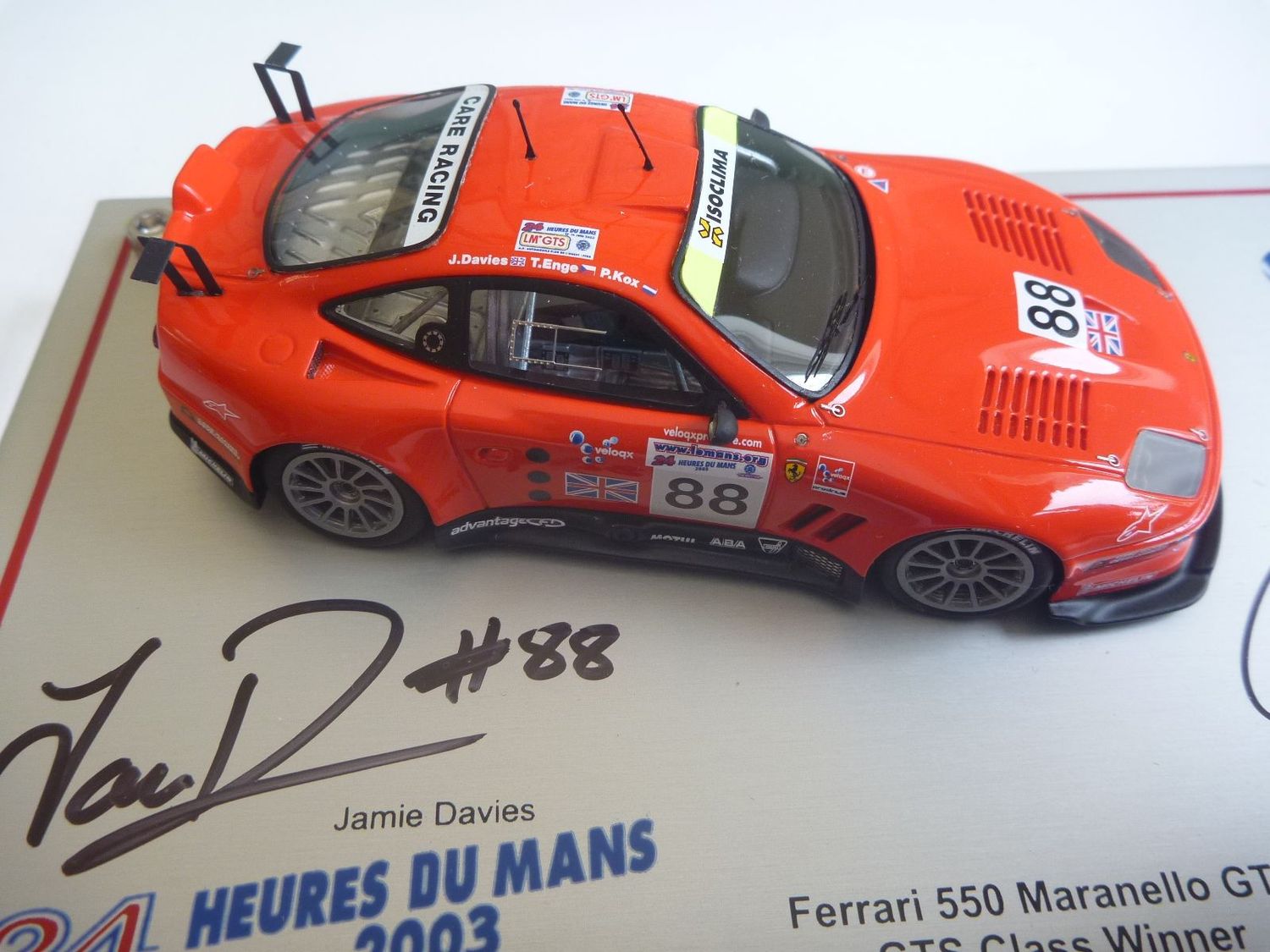 Fabulous Autobarn 1/43 Ferrari 550 Le Mans 2003 - #61/100 - Signed by 3 drivers !!