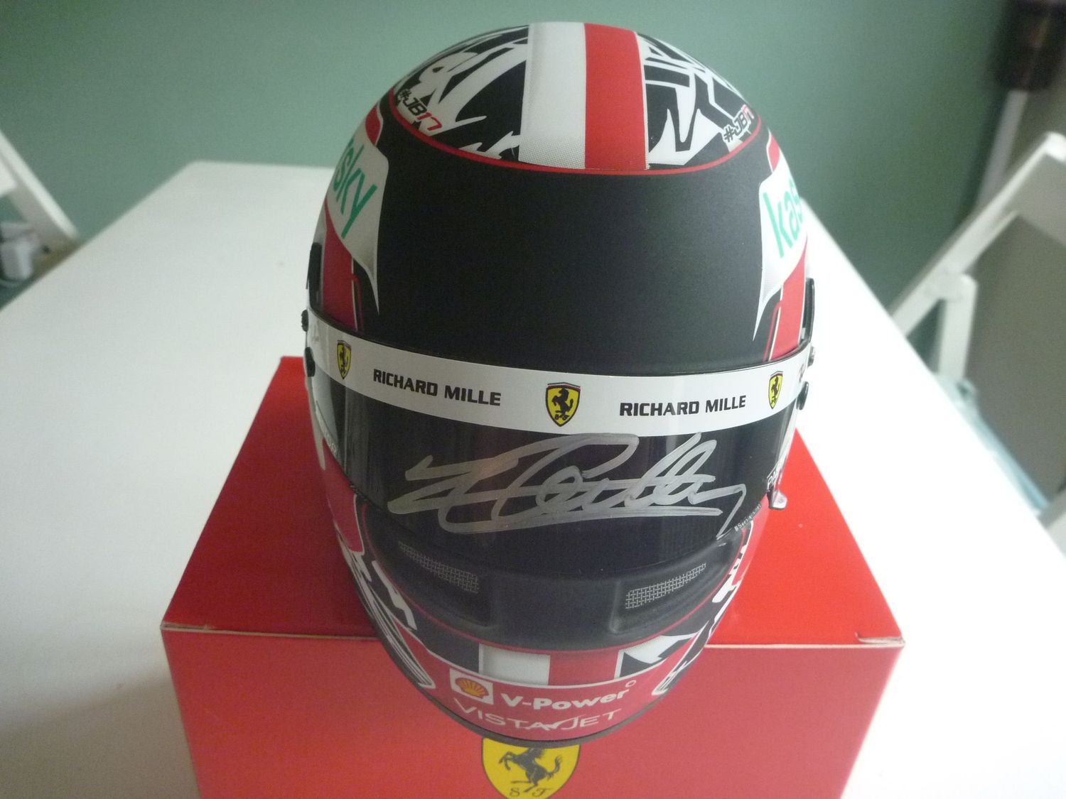 SIGNED Charles Leclerc 1/2 helmet !! SIGNED Charles Leclerc 1/2 helmet !!