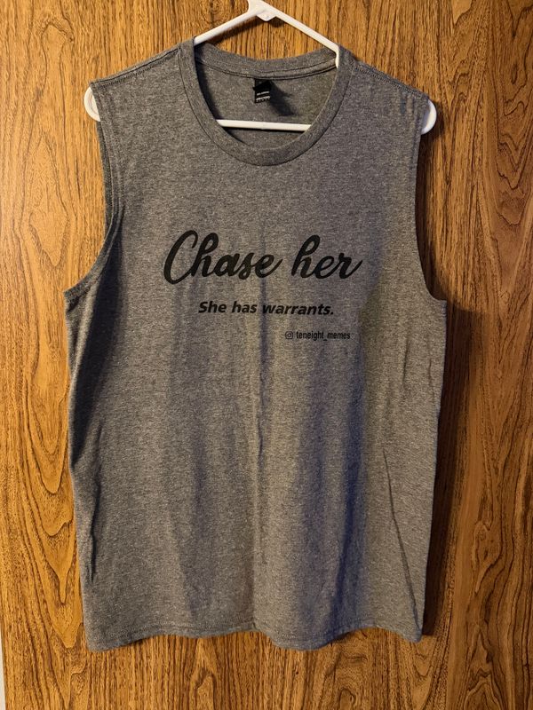 Chase her (Muscle Tee) Gray