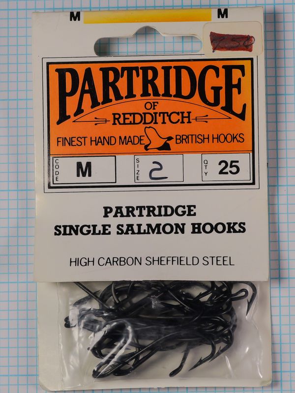 Vintage Partridge of Redditch Code M Single Salmon Hooks – Size 2 (Pack of 25)