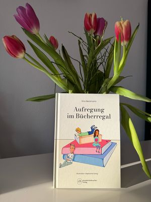 Aufregung im Bücherregal