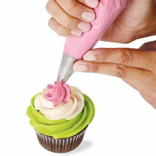 Wilton Decorating Kit for CUPCAKES  12Τμχ - Κιτ διακόσμησης cupcakes με σακούλες Ζαχαροπλαστικής/Κορνέ και μύτες κορνέ