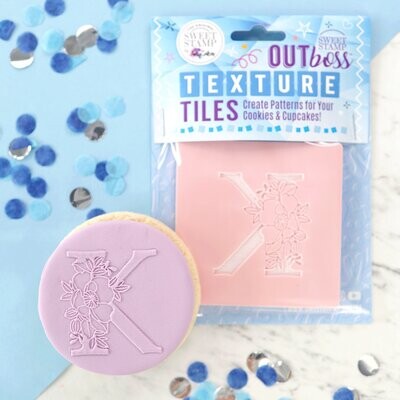 Sweet Stamp -Texture Tile -Monogram Floral -'K' - Σφραγίδα Μονόγραμμα με λουλούδια 'K' Sweet Stamp -Texture Tile -Monogram Floral -'K' - Σφραγίδα Μονόγραμμα με λουλούδια 'K'