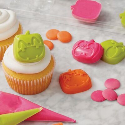 Wilton Candy Mould -HALLOWEEN PUMPKINS - Πλαστικό καλούπι για 12 σοκολατάκια κολοκύθες ∞∞∞