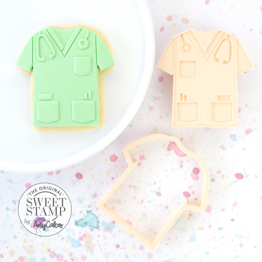SALE!!! Little Biskut Cutter &amp; Embosser -SCRUBS - Πλαστικό Κουπ πατ και σφραγίδα Ιατρική Μπλούζα