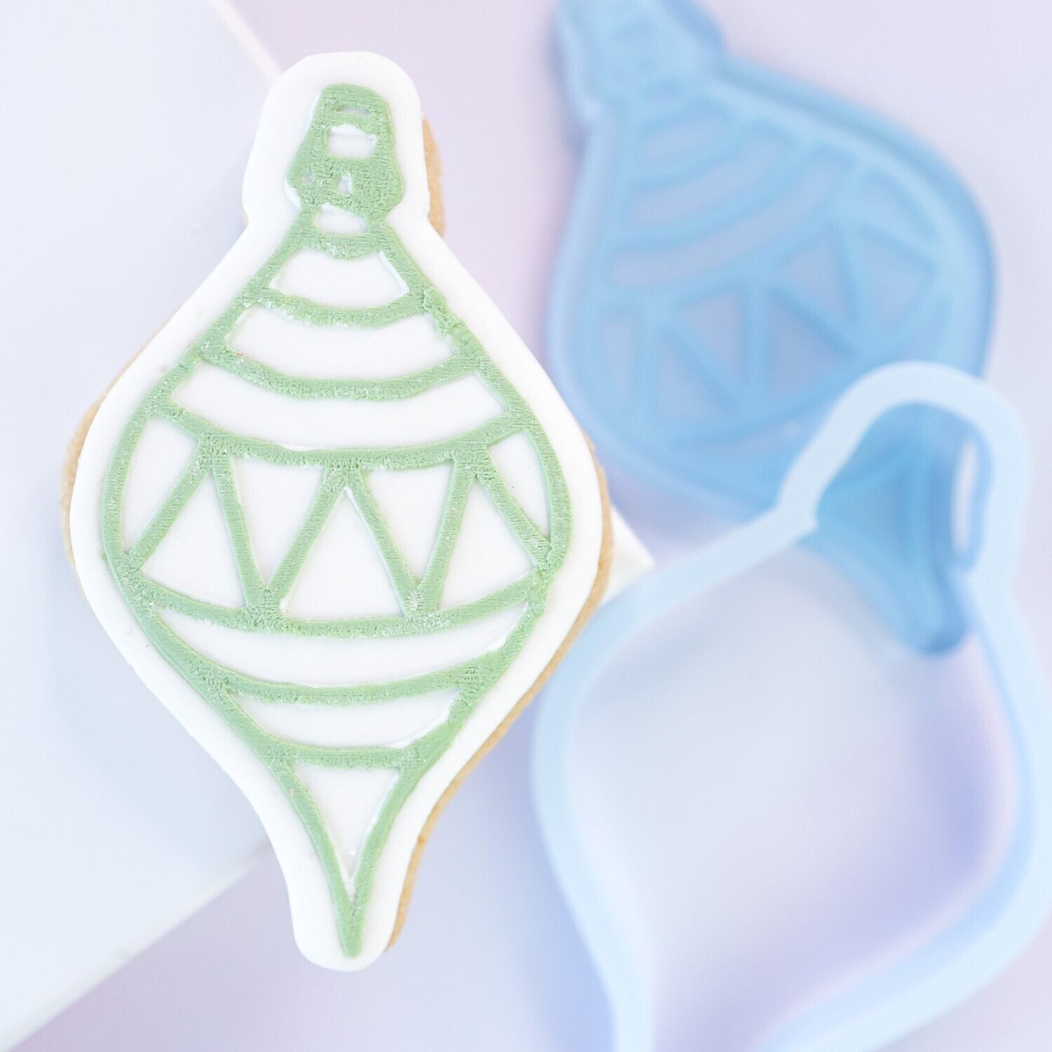 SALE!!! Sweet Stamp -OUTboss Stamp &#39;n Cut -CHRISTMAS BAUBLE -LONG -Κουπ Πατ και Σφραγίδα Χριστουγεννιάτικο Στολίδι