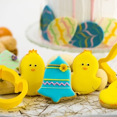 SALE!!! DECORA Cutters -EASTER -CHICK &amp; BELL - Σετ 2 πλαστικά κουπ πατ Κοτοπουλάκι και Καμπάνα