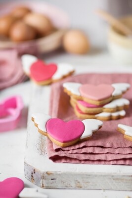 SALE!!! DECORA Cutters -LOVE HEARTS - Σετ 2 πλαστικά Κουπ πατ Καρδιές