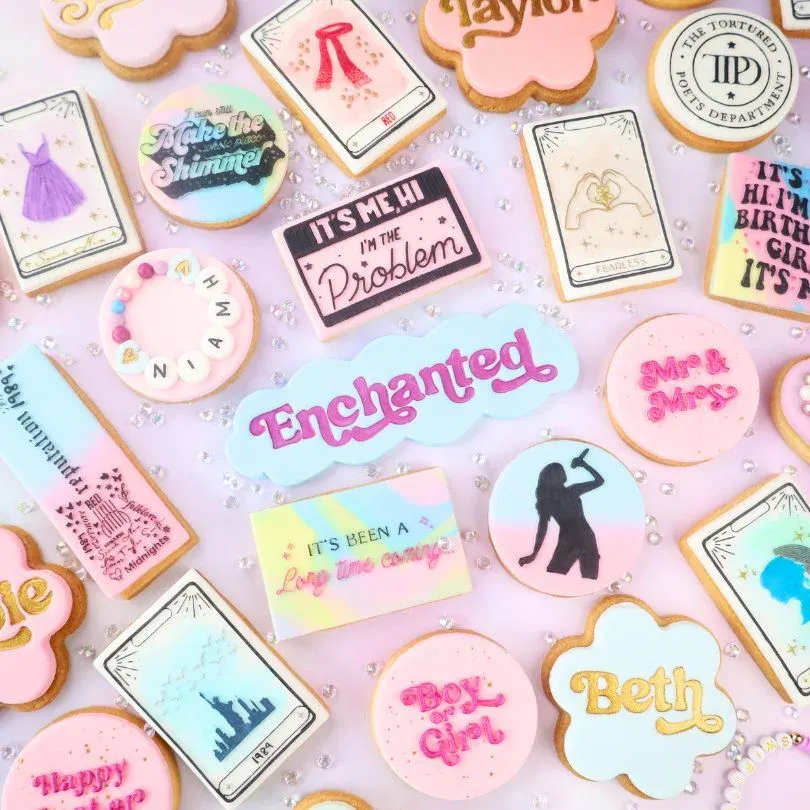 Sweet Stamp -Fonts -MEDIUM -TAYLOR SWIFT -ENCHANTED - Σφραγίδες Γράμματα Μεσαίο Μέγεθος Τέιλορ Σουίφτ