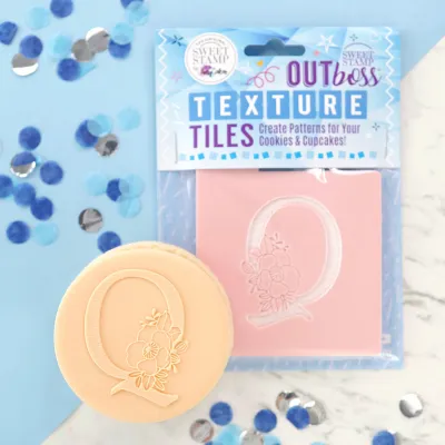 Sweet Stamp -Texture Tile -Monogram Floral -&#39;Q&#39; - Σφραγίδα Μονόγραμμα με λουλούδια &#39;Q&#39;