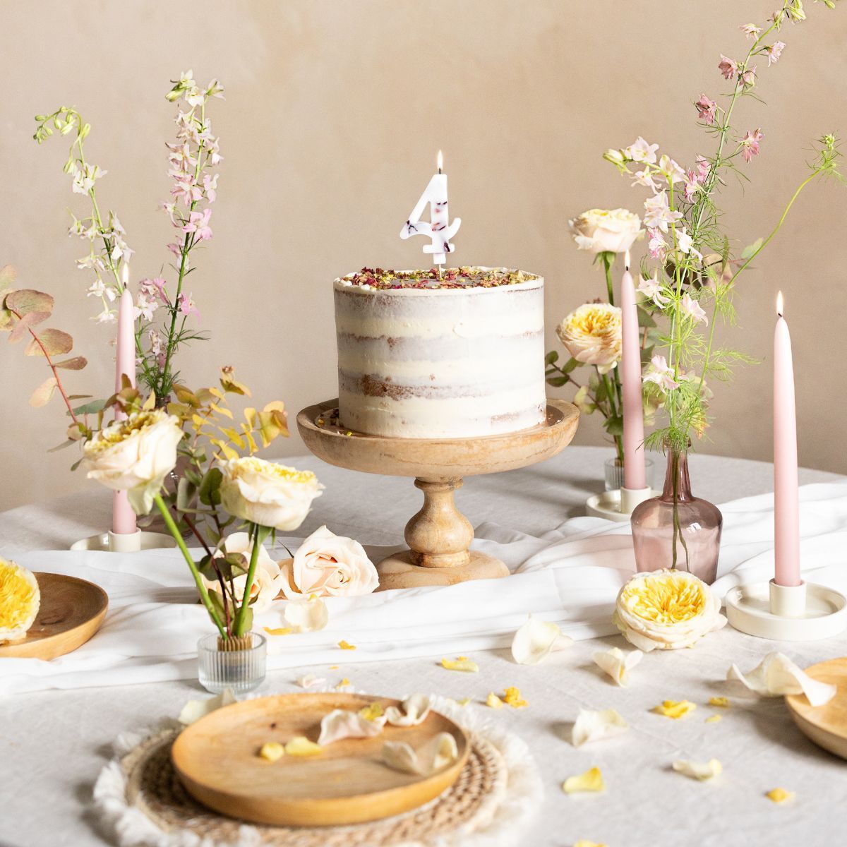 Number Candles -FLOWERS -Κεράκι Λευκό αριθμός &#39;4&#39; με λουλούδια