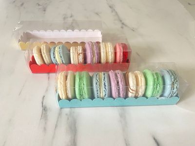 Box for MACARON -TURQUOISE 19x5x5εκ - Κουτί για Μακαρόν διάφανο με Τιρκουάζ βάση