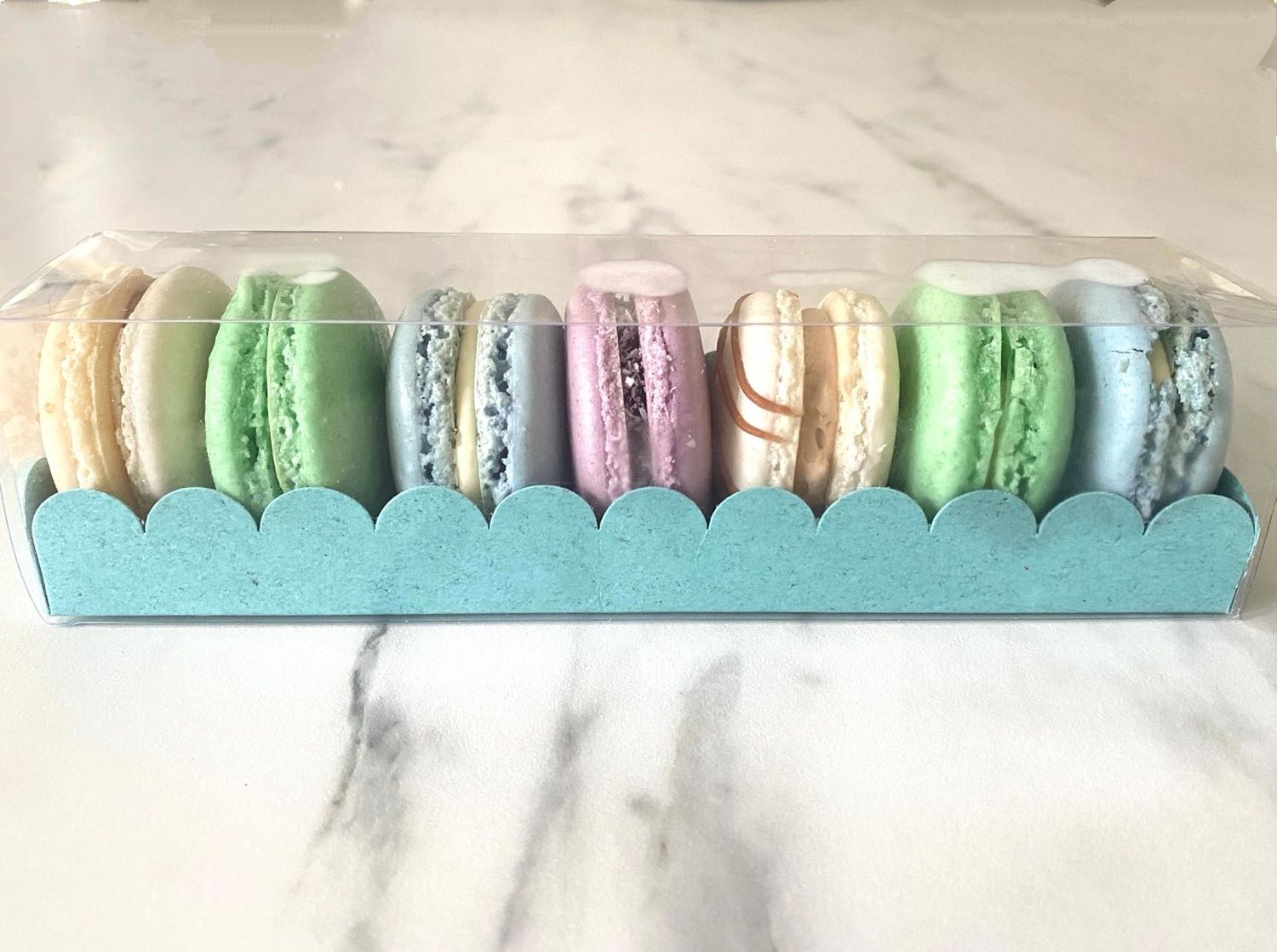 Box for MACARON -TURQUOISE 19x5x5εκ - Κουτί για Μακαρόν διάφανο με Τιρκουάζ βάση