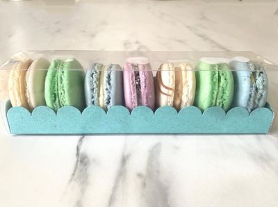 Box for MACARON -TURQUOISE 19x5x5εκ - Κουτί για Μακαρόν διάφανο με Τιρκουάζ βάση