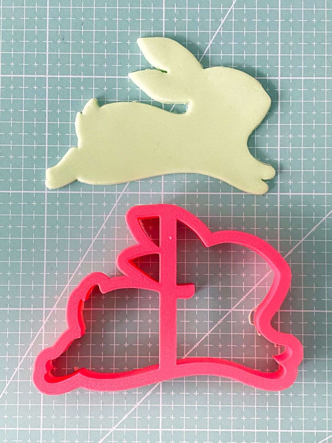 CBS Cutter JUMPING BUNNY Κουπάτ Λαγουδάκι