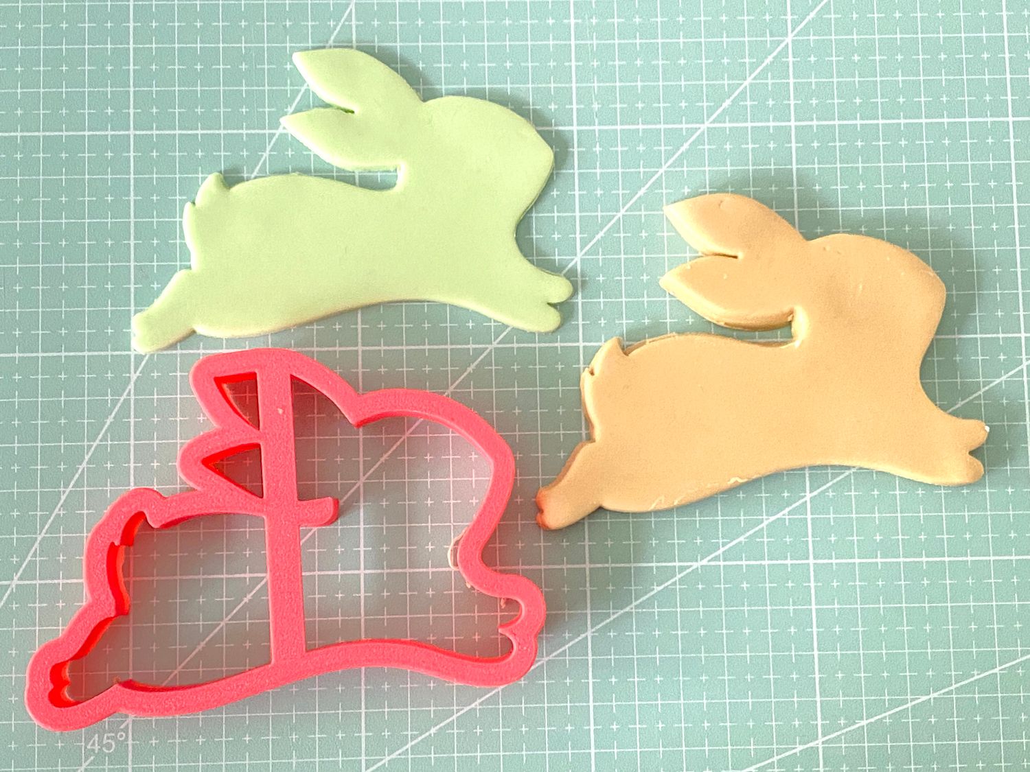 CBS Cutter JUMPING BUNNY Κουπάτ Λαγουδάκι