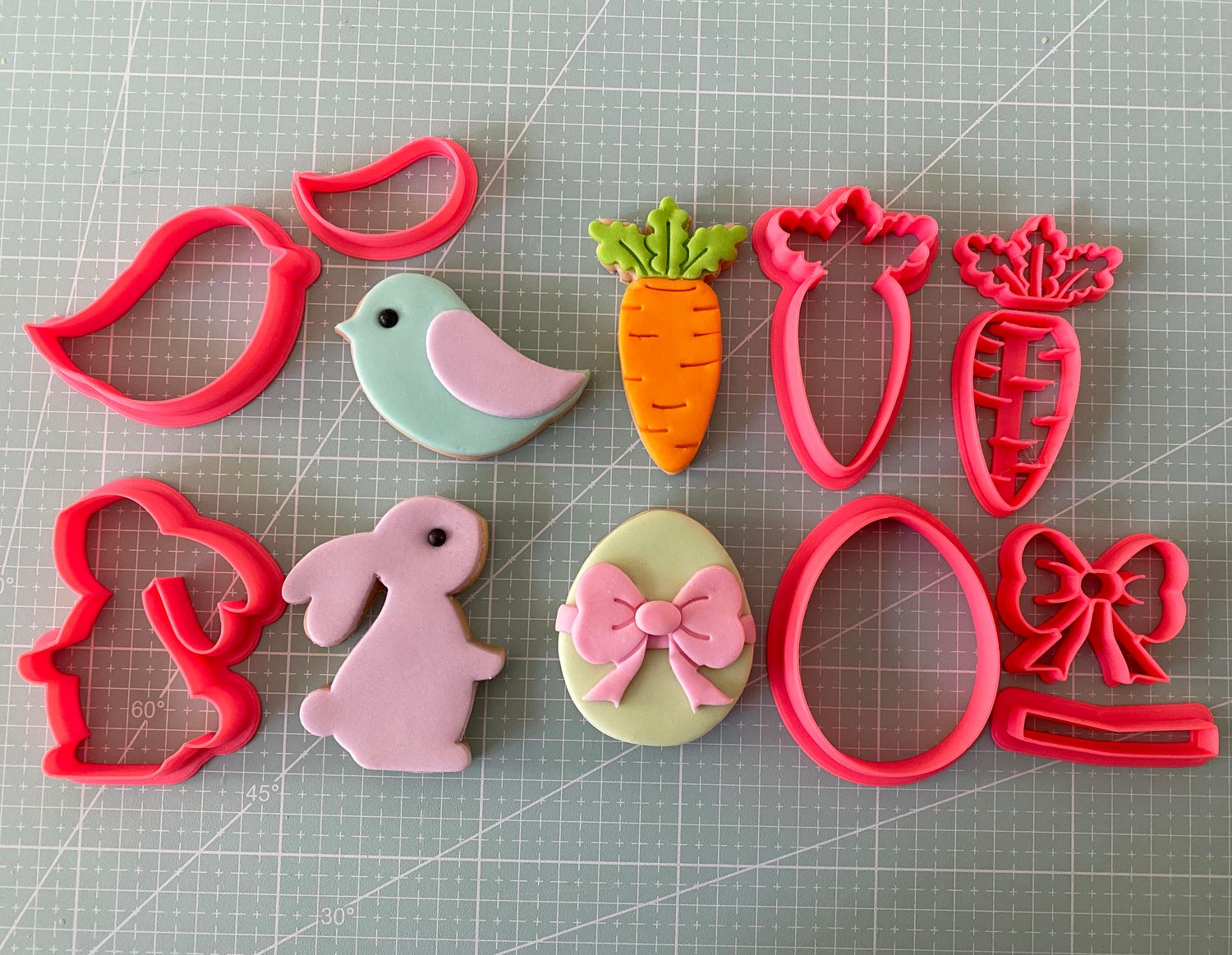 CBS Easter Cutters Σετ 4 σχέδια (9τμχ) μεσαία κουπάτ Πασχαλινά