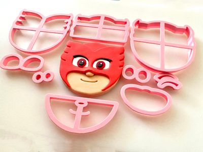CBS Σετ 9 τμχ κουπάτ PJ MASKS -OWLETTE 8εκ, 9εκ &amp; 10εκ