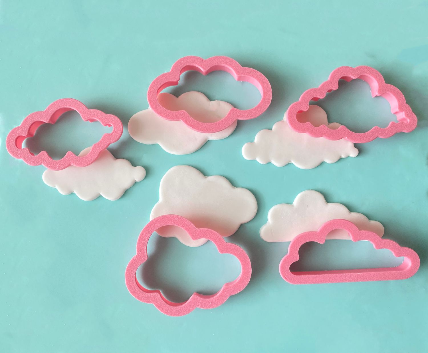 CBS Σετ 5 τμχ. κουπ πάτ  Συννεφάκια. Set of 5 CLOUD CUTTERS