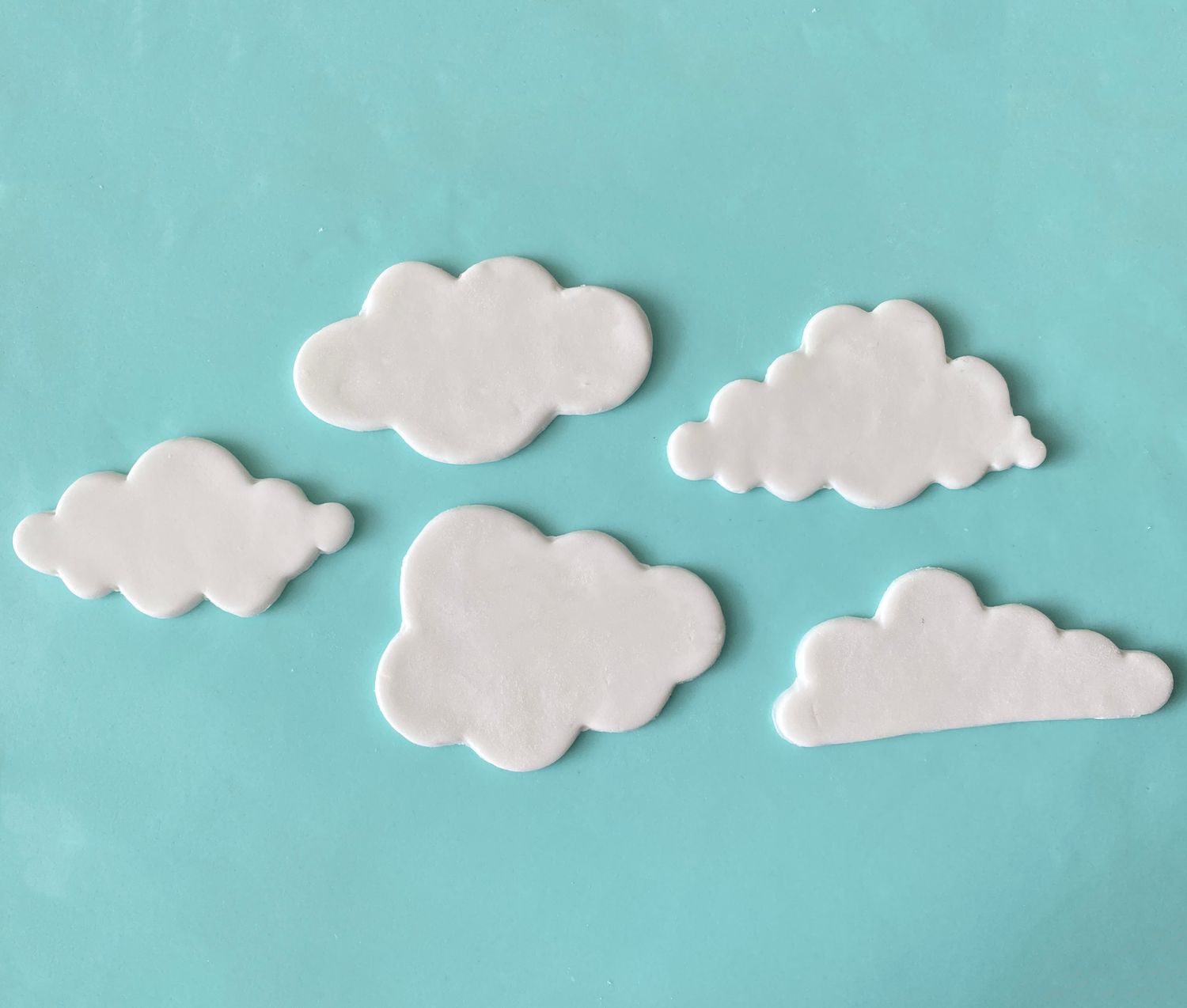 CBS Σετ 5 τμχ. κουπ πάτ  Συννεφάκια. Set of 5 CLOUD CUTTERS